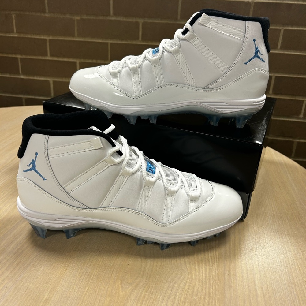 Jordan 11 Cleats